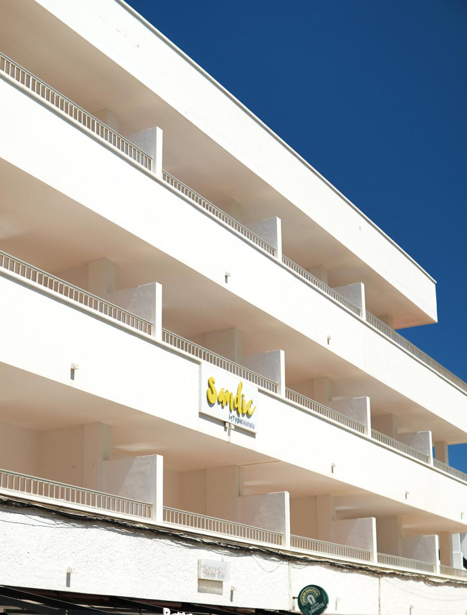 Typic Sandic Apartments Es Cana Exterior foto